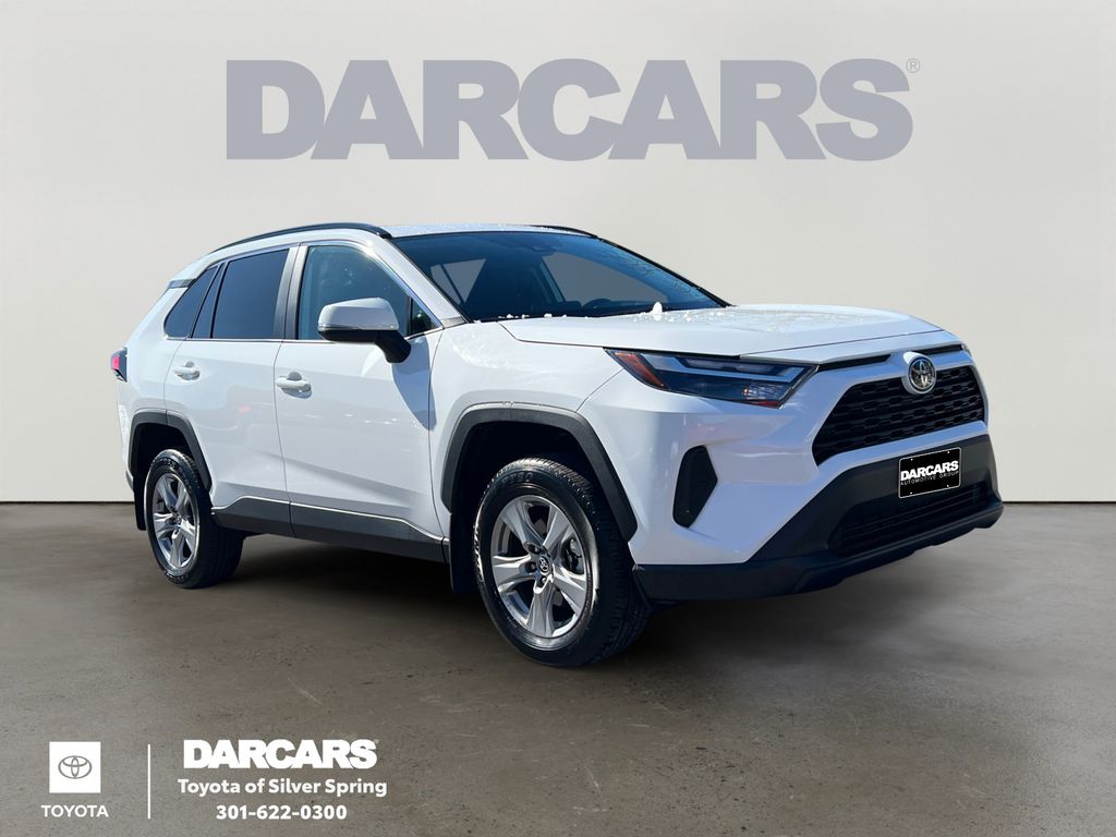 2025 Toyota RAV4 XLE AWD
