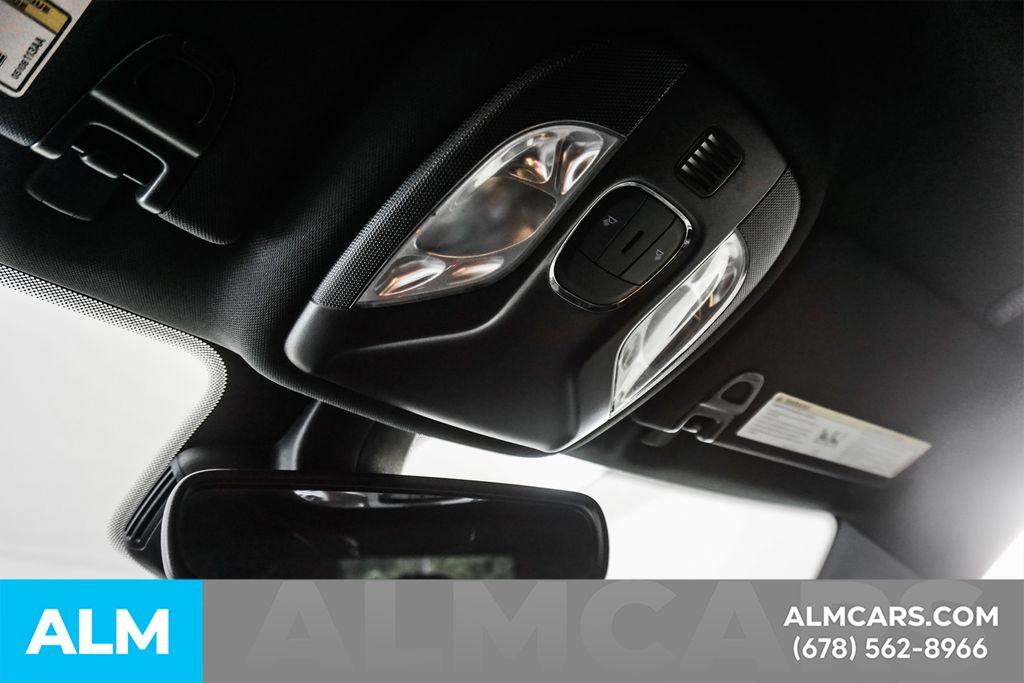 Used 2024 White Jeep Latitude image 56