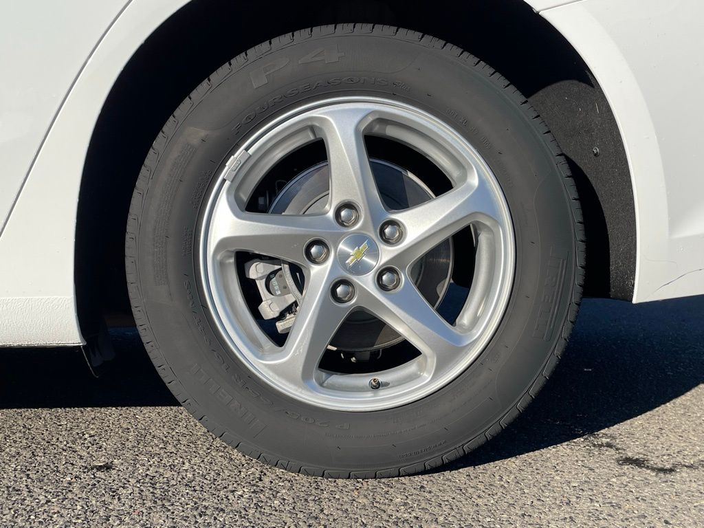 2018 Chevrolet Malibu LS