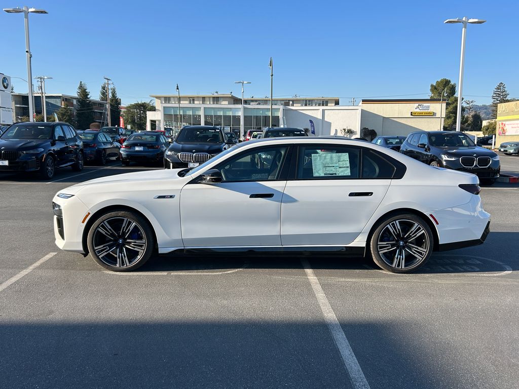 Thumbnail: 2024 BMW i7 - 2