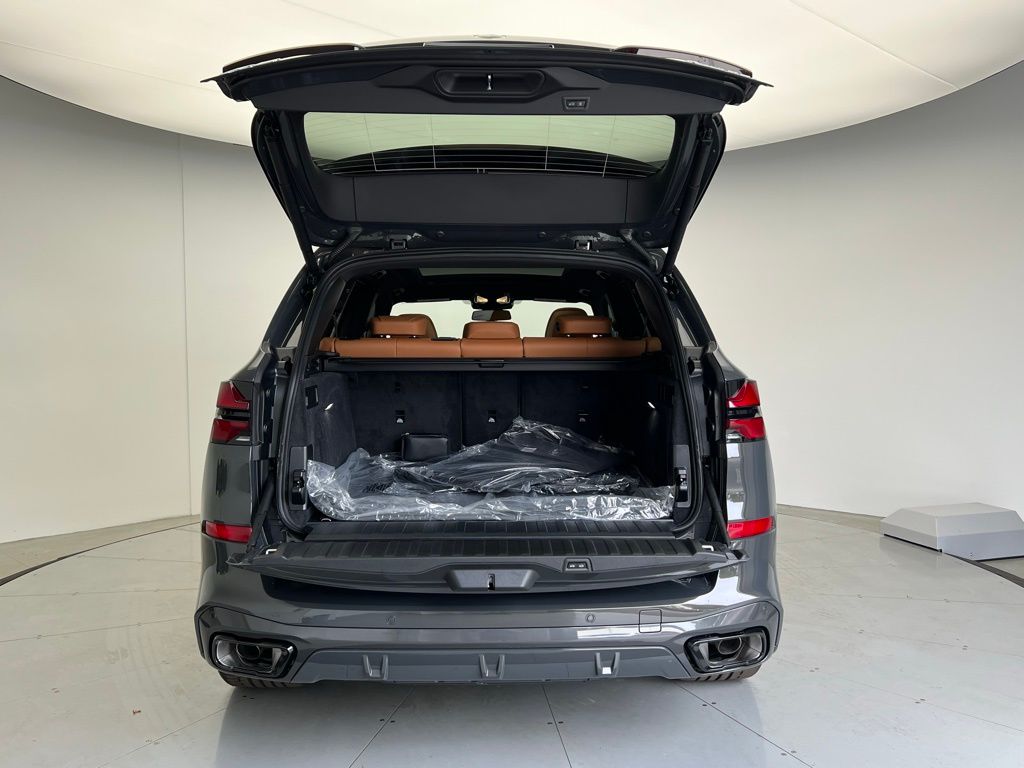 Thumbnail: 2026 BMW X5 - 5