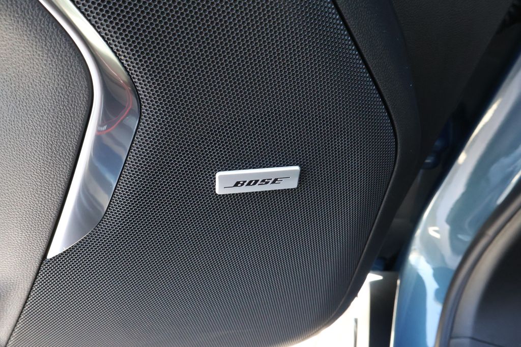 Thumbnail: 2025 Chevrolet Suburban - 21