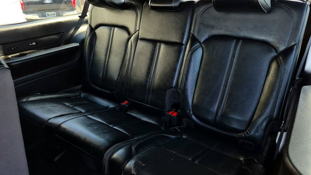 2024 Jeep Wagoneer L