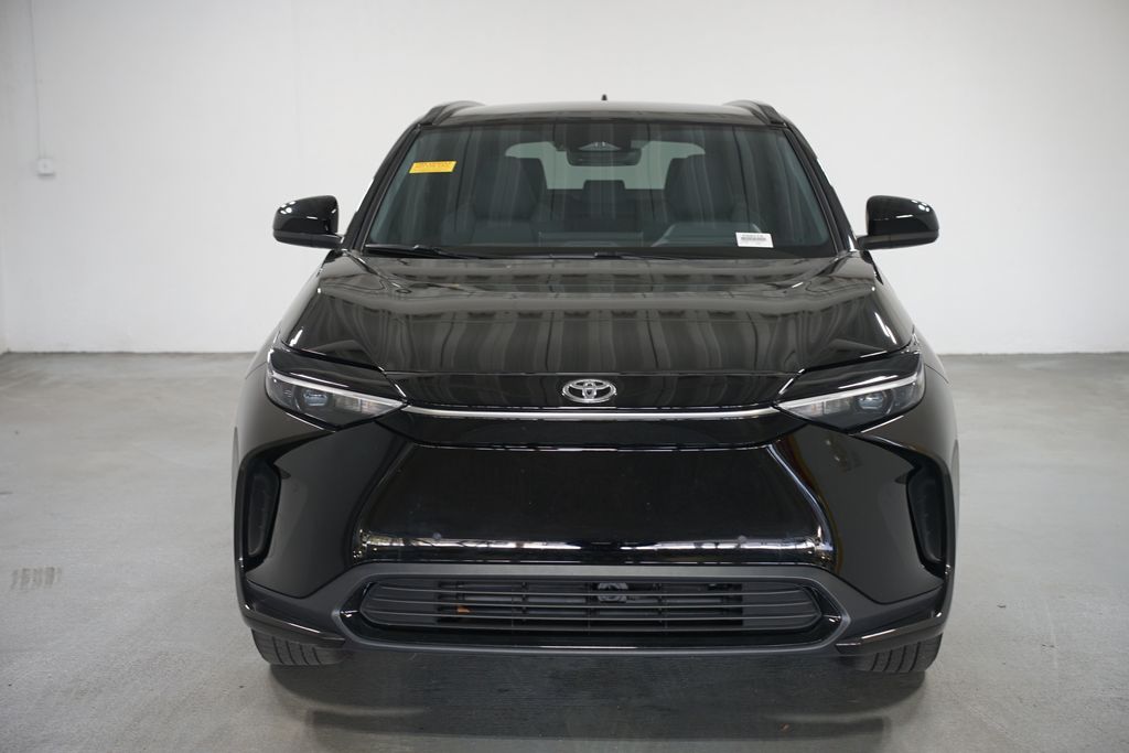 Thumbnail: 2024 Toyota bZ4X - 2