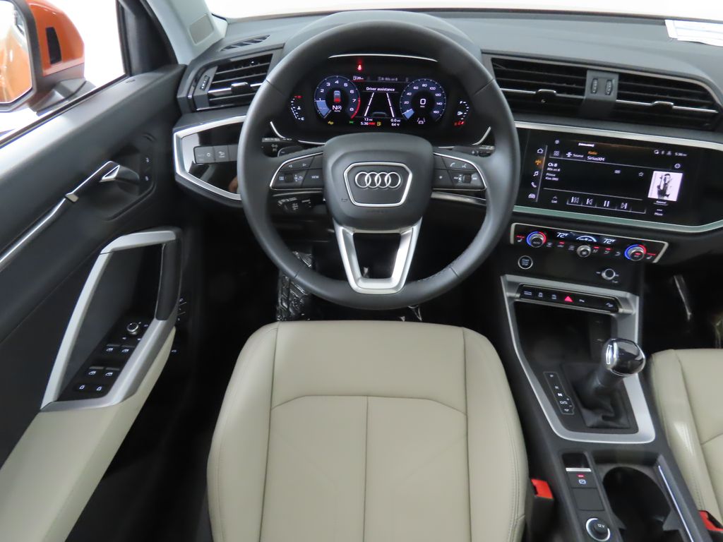 Thumbnail: 2025 Audi Q3 - 13