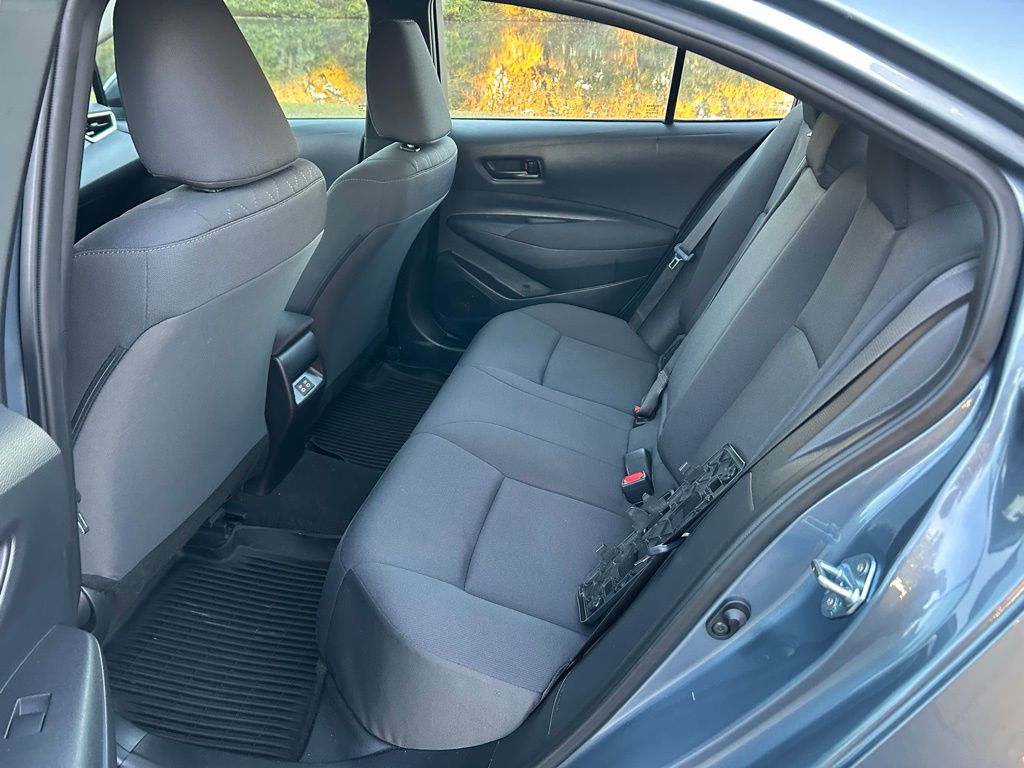 Thumbnail: 2025 Toyota Corolla - 13