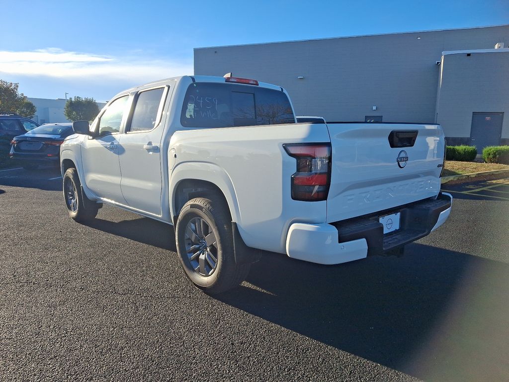 2025 Nissan Frontier SV 3