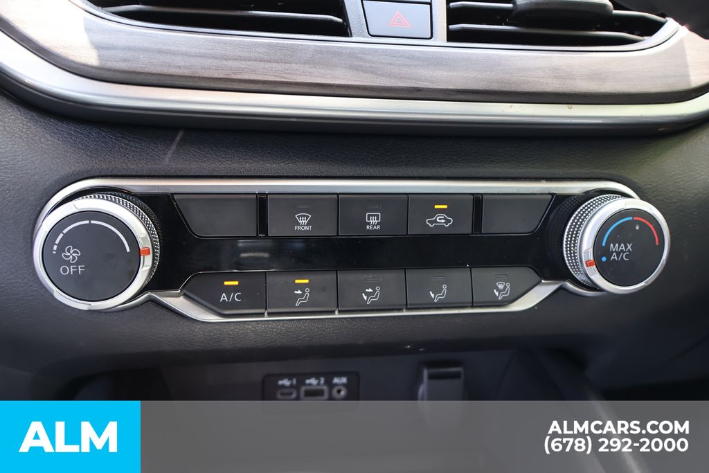 Used 2025 Black Nissan 2.5 SV image 31