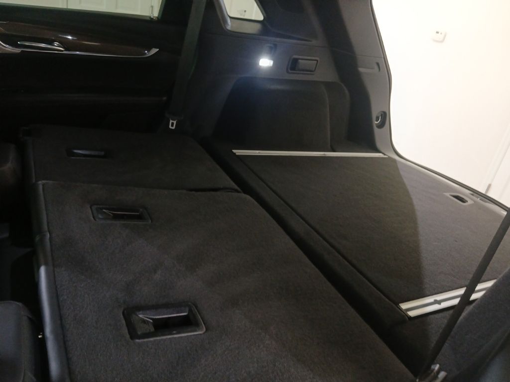 used 2022 Cadillac XT5 car, priced at $32,550