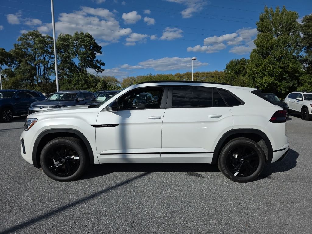 2026 Volkswagen Atlas Cross Sport 2.0T SEL R-Line Black - 8
