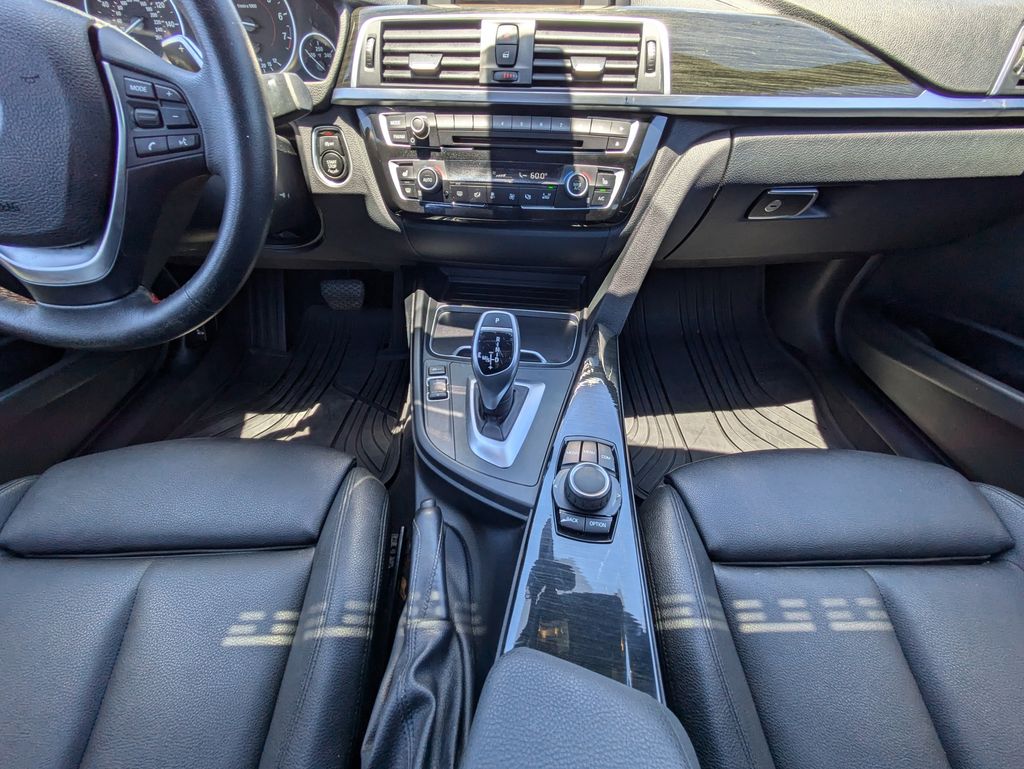2018 BMW 330i 