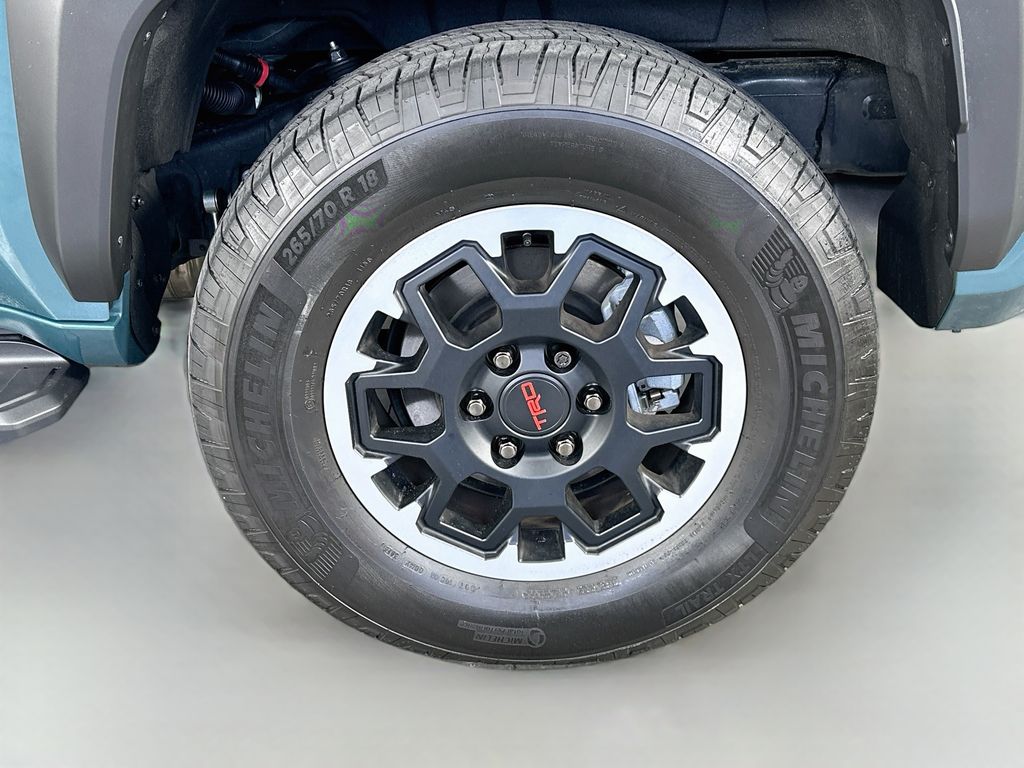 Toyota4Runner i-FORCE MAX Hybrid33