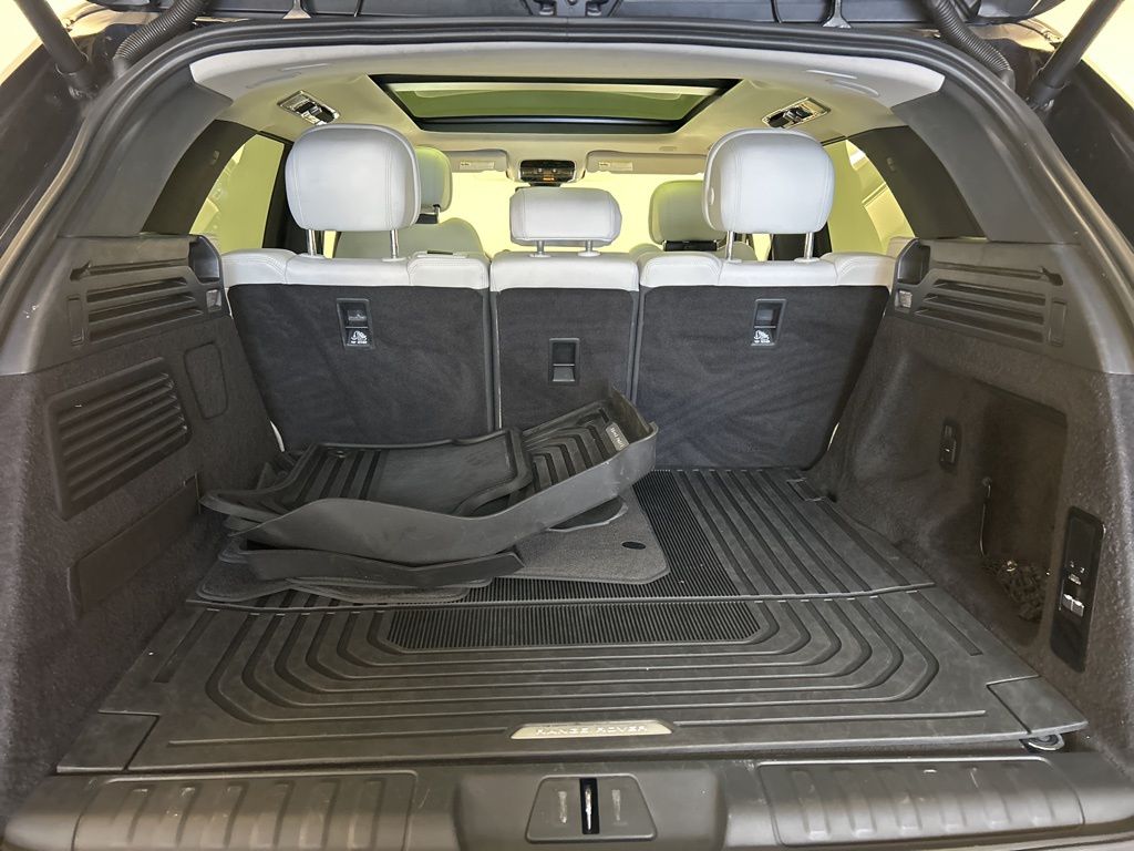 Thumbnail: 2023 Land Rover Range Rover Sport - 28