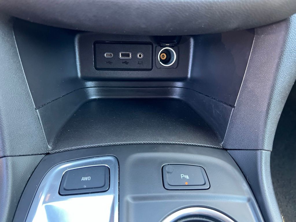 Used 2024 Chevrolet Equinox SUV