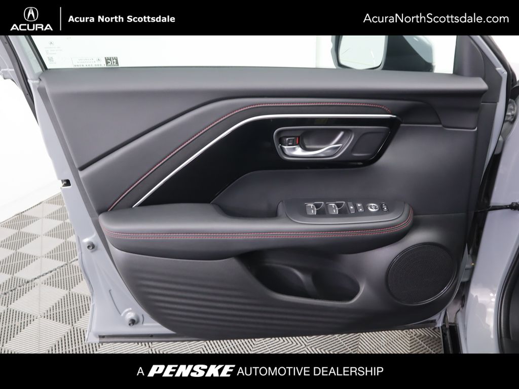 Thumbnail: 2025 Acura ADX - 25