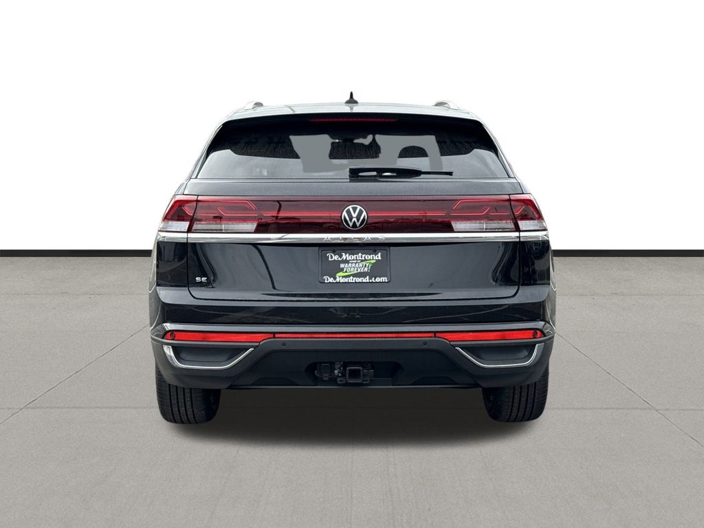 2026 Volkswagen Atlas Cross Sport 2.0T SE w/Technology Black at DeMontrond Auto Country