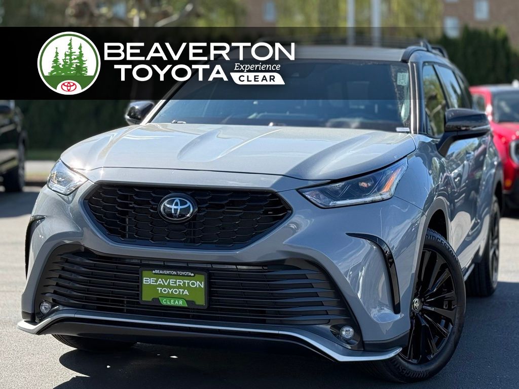 Cement 2025 Toyota Highlander XSE AWD SUV / Crossover All-Wheel Drive 8-Speed Automatic