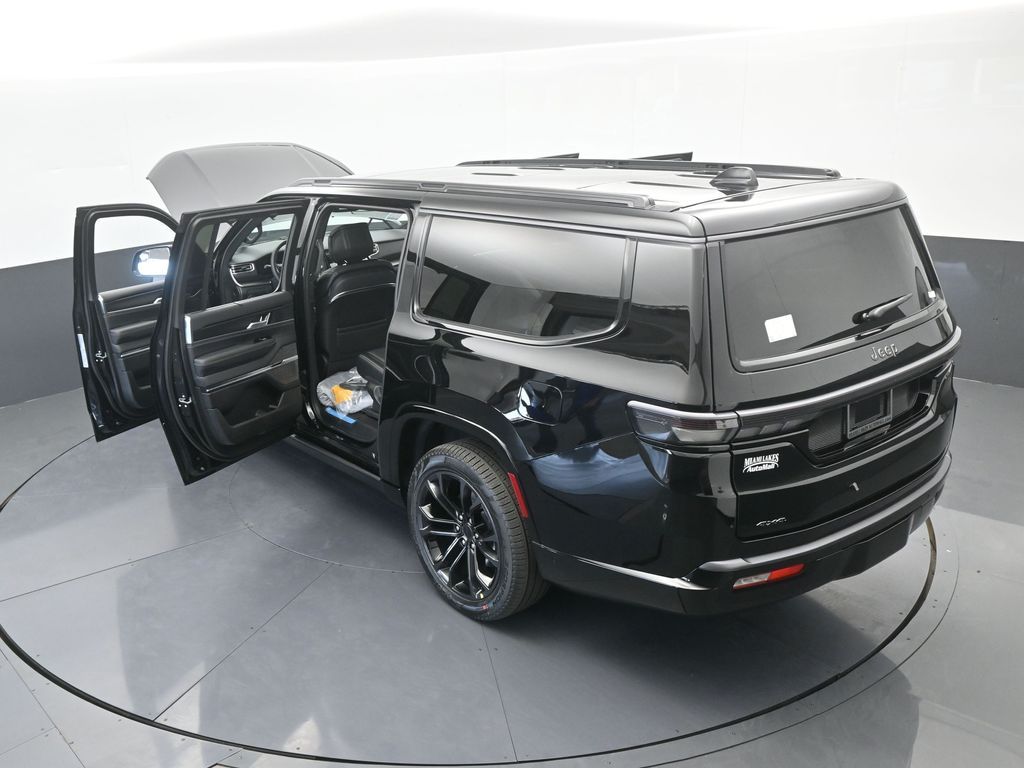 New 2026 High Gloss Black Jeep Summit Obsidian image 70