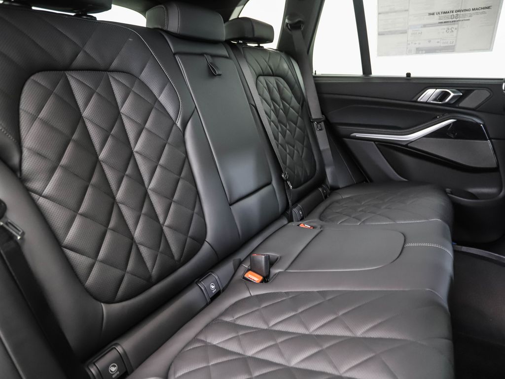2026 BMW X5 xDrive40i 27
