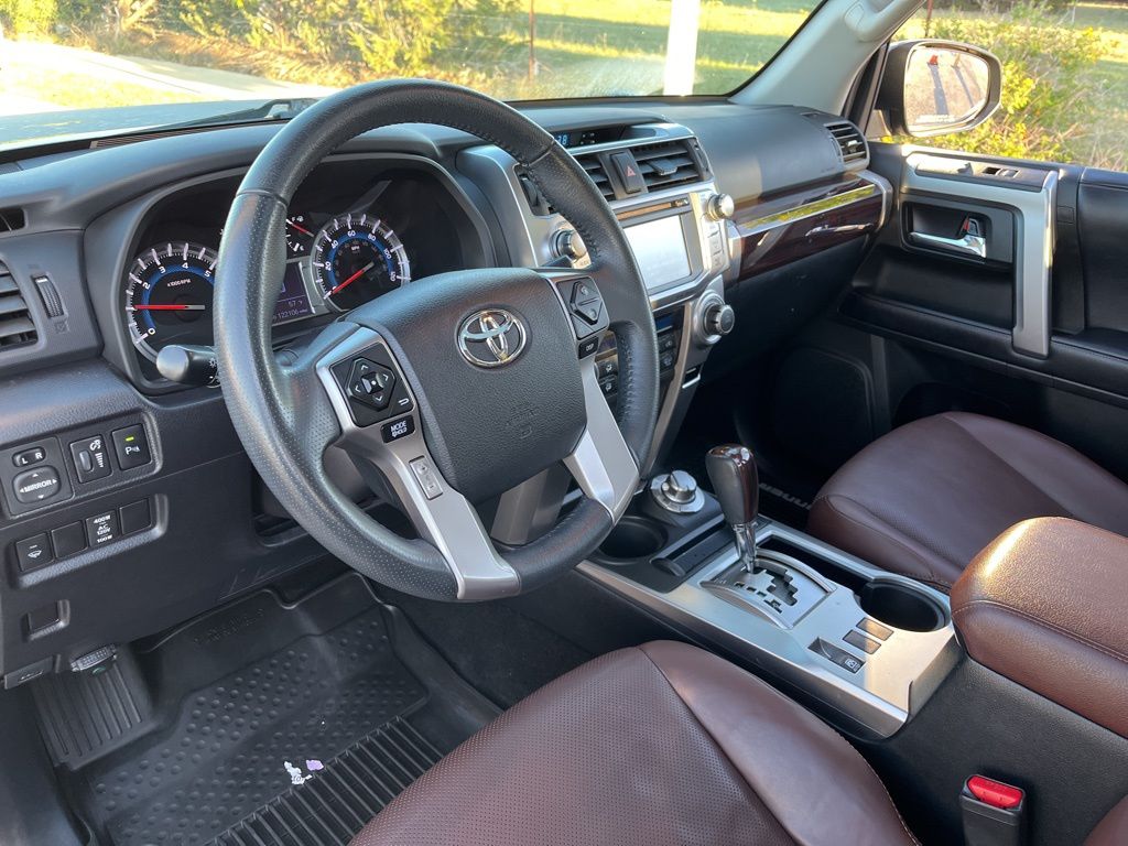 2018 Toyota 4Runner Limited 18