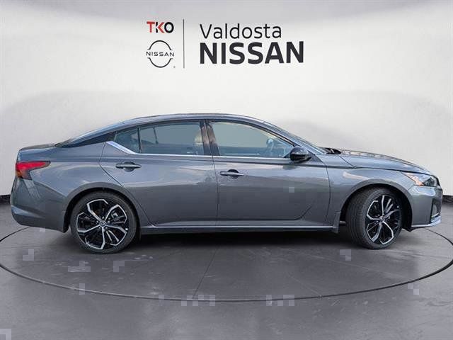 New 2025 Nissan Altima Sedan