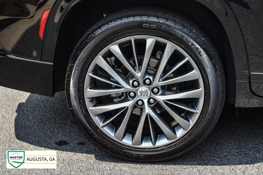 Used 2025 Buick Enclave SUV