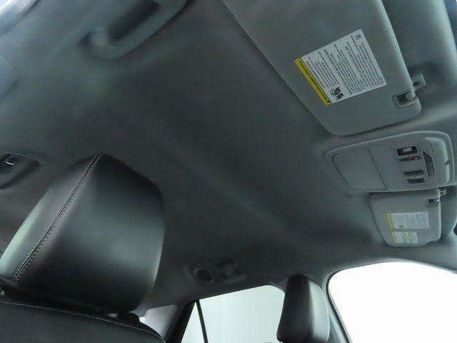 Thumbnail: 2022 Ford Explorer - 18