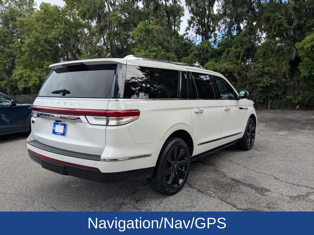 2023 Lincoln Navigator L Reserve