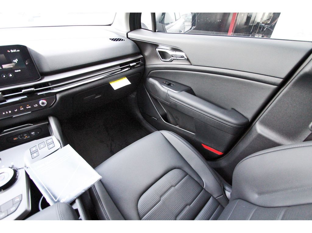 New 2026 Kia Sportage Hybrid SUV