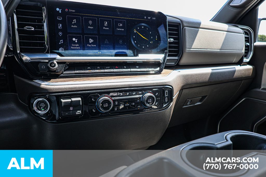 Used 2025 Gray Chevrolet LT/MT Certified image 36