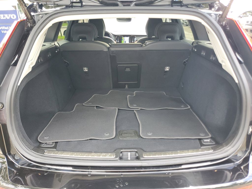 used 2024 Volvo V60 Cross Country car, priced at $34,895