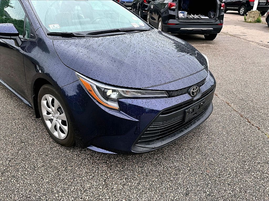 2024 Toyota Corolla — photo 8