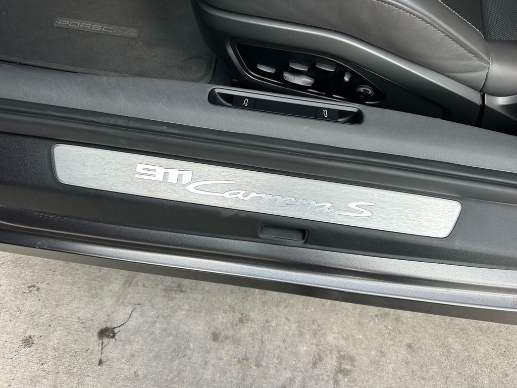 Thumbnail: 2020 Porsche 911 - 24