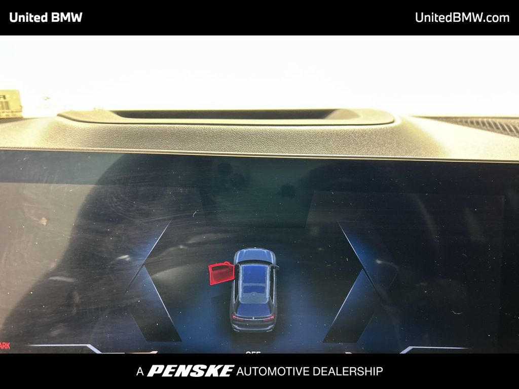 Thumbnail: 2023 BMW X7 - 15