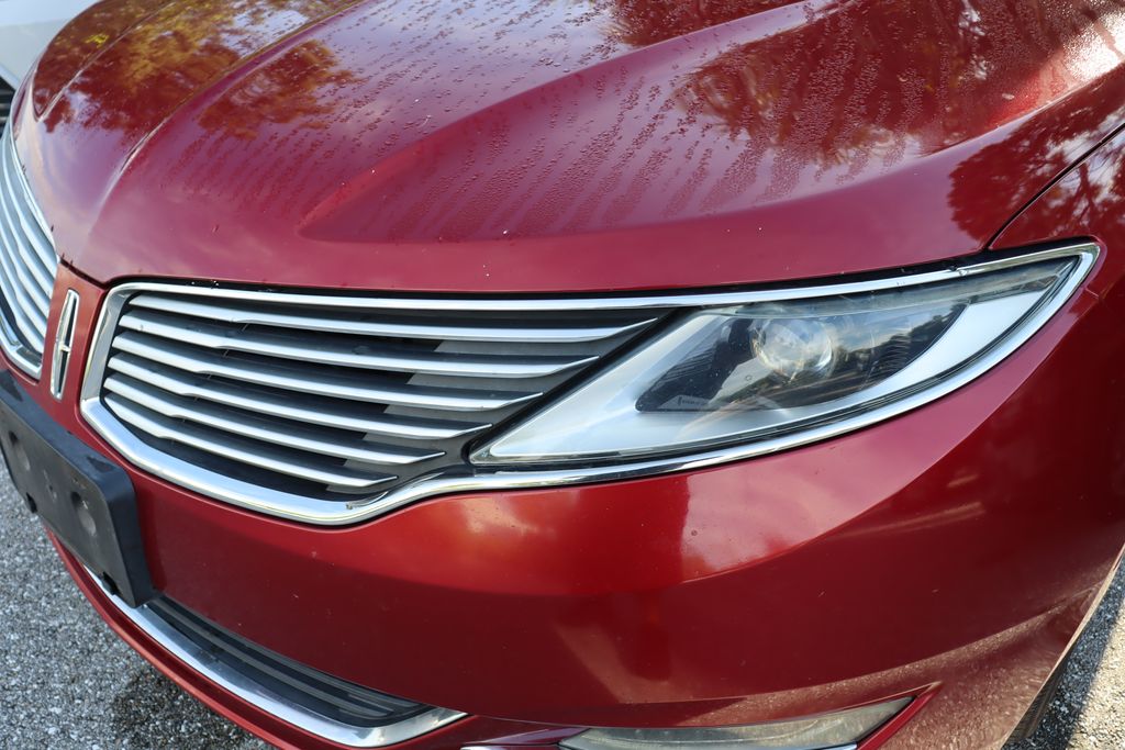 Thumbnail: 2014 Lincoln MKZ - 3