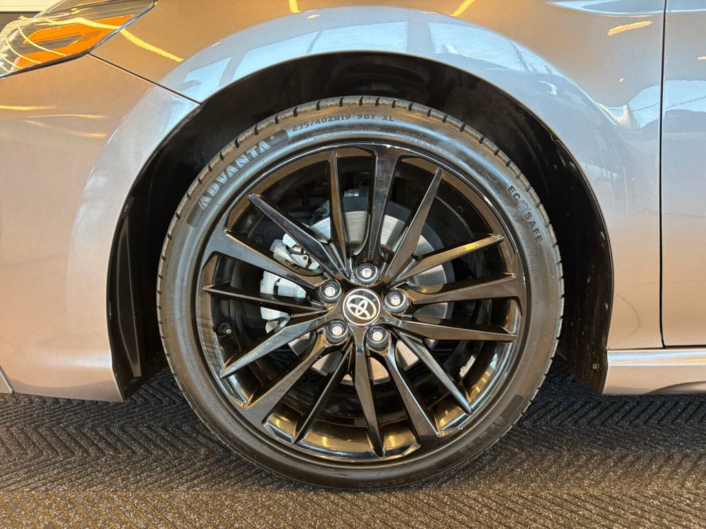 2021 Toyota Camry Hybrid XSE