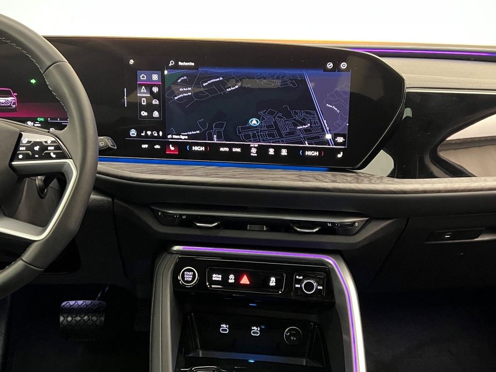 Thumbnail: 2025 Audi Q5 - 22