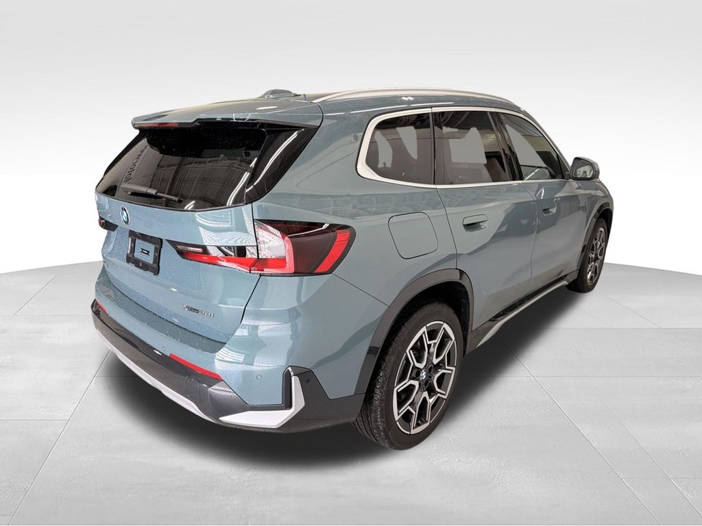 Thumbnail: 2026 BMW X1 - 6