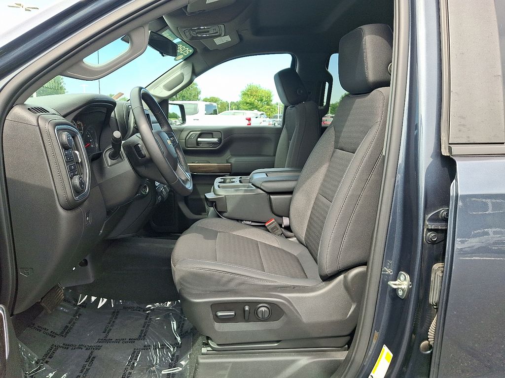 Thumbnail: 2020 Chevrolet Silverado 1500 - 14