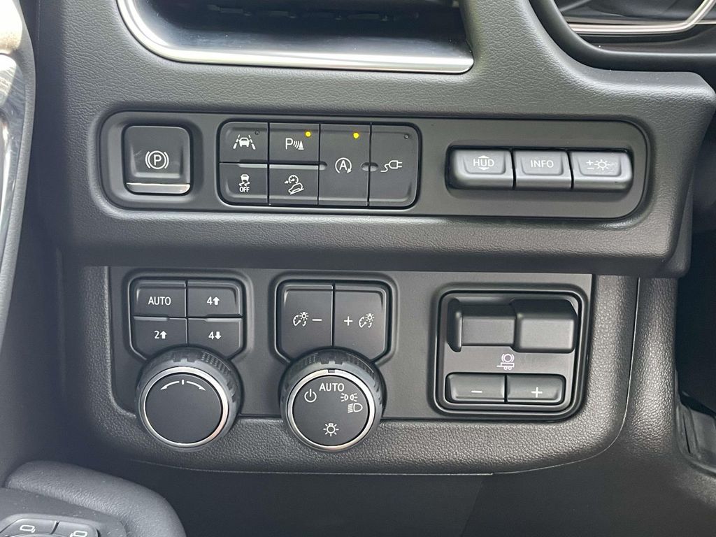 Used 2021 Chevrolet Suburban SUV