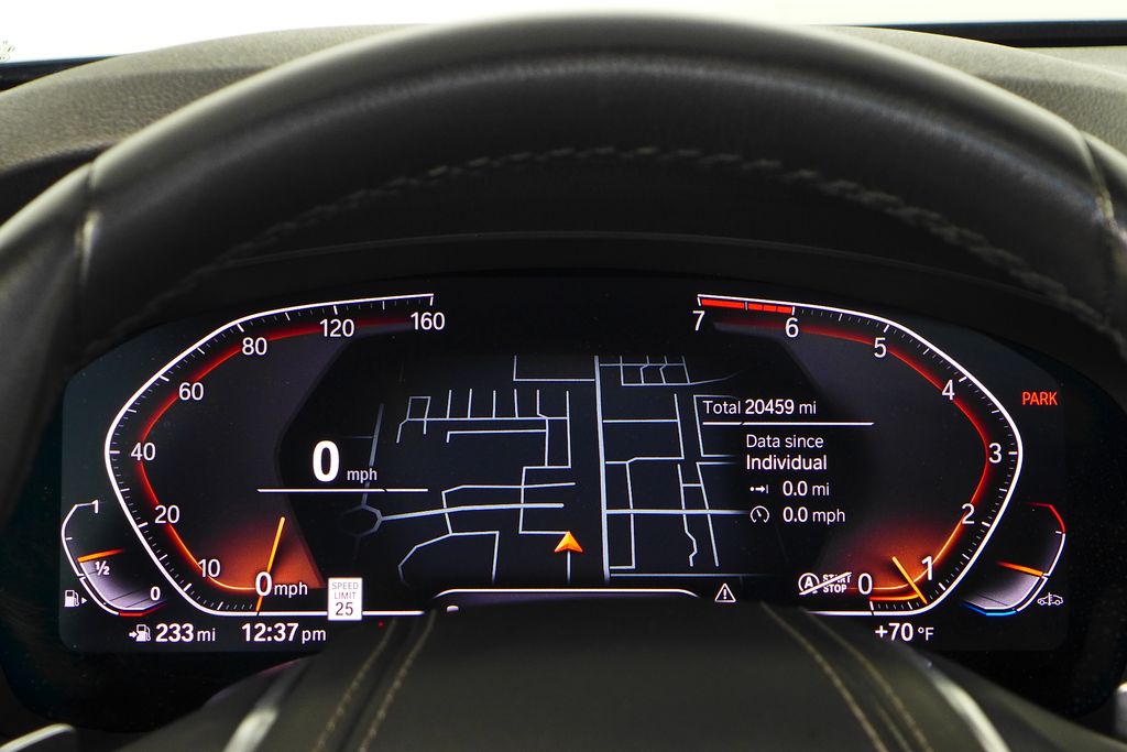 Thumbnail: 2023 BMW 5 Series - 28