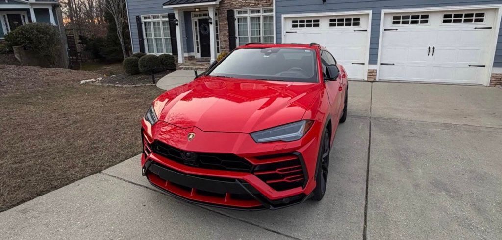 2019 Lamborghini Urus 4WD