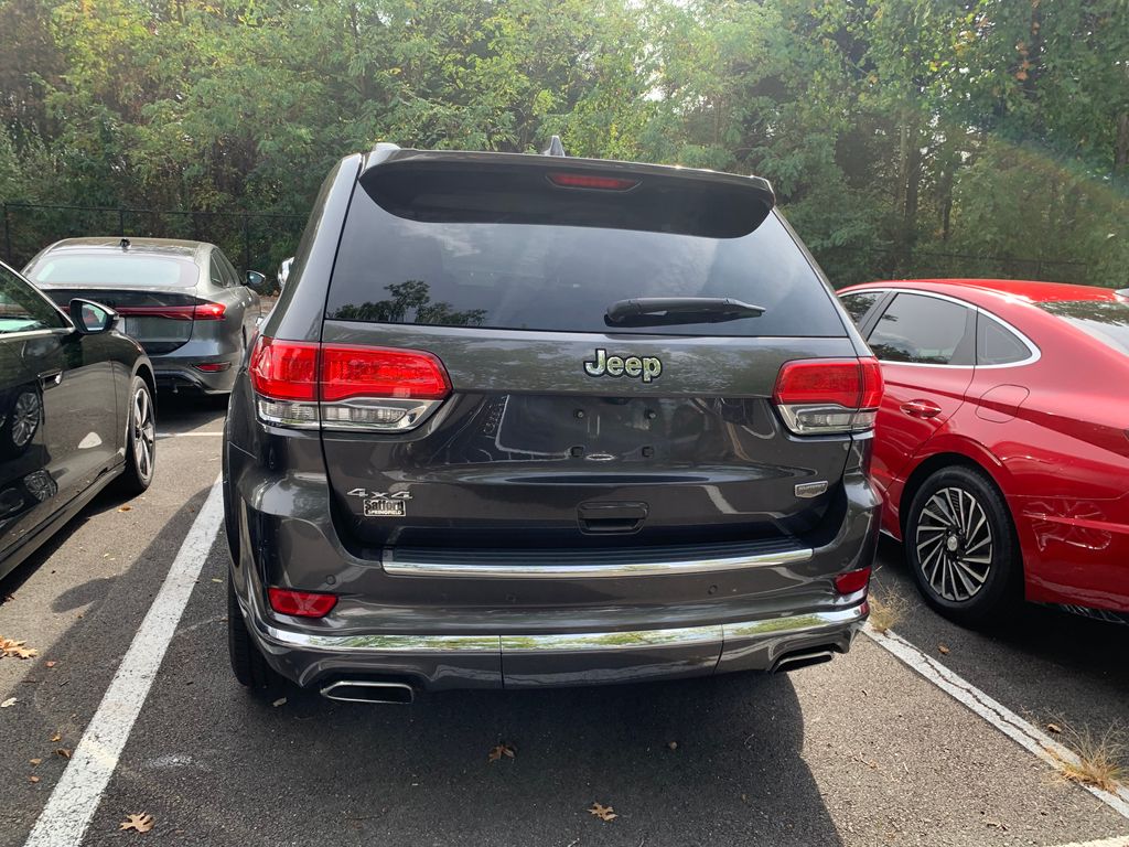 Thumbnail: 2017 Jeep Grand Cherokee - 6