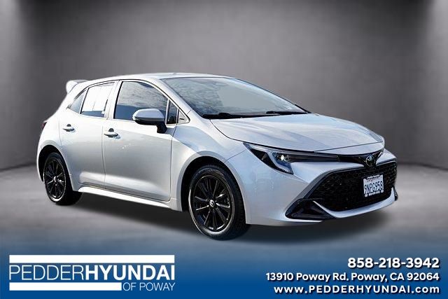  2025 Toyota Corolla Hatchback SE FWD   