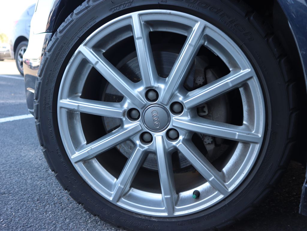 Thumbnail: 2015 Audi A4 - 14