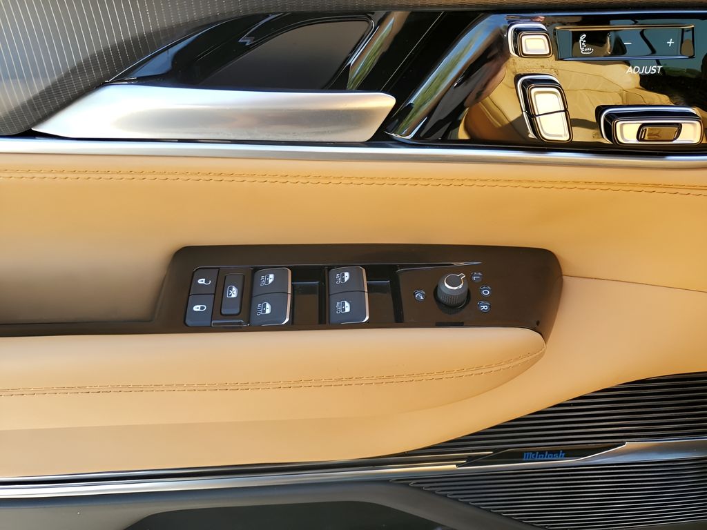 Used Car 2024 Jeep Grand Wagoneer  Utility Series Iii Obsidian Four Wheel Drive For Sale Under $90,000 In Austin, Texas