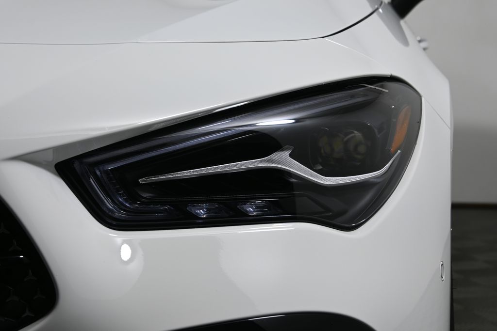 Thumbnail: 2026 Mercedes-Benz CLA - 10