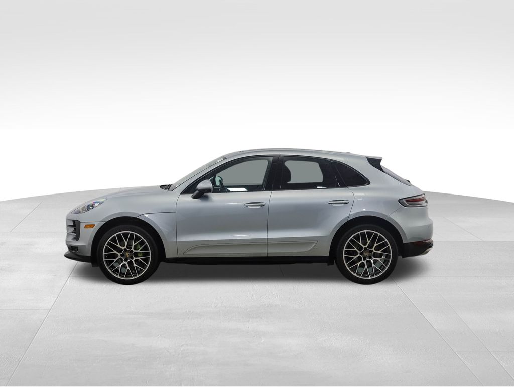 Thumbnail: 2020 Porsche Macan - 2
