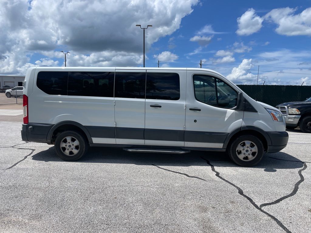 2017 Ford Transit 350 XL Wagon Low Roof 60/40 Pass. 148 WB's photo