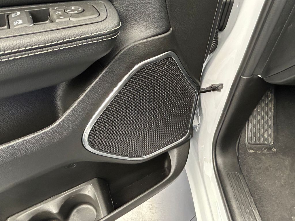 New 2026 Bright White Clearcoat Ram Laramie image 13